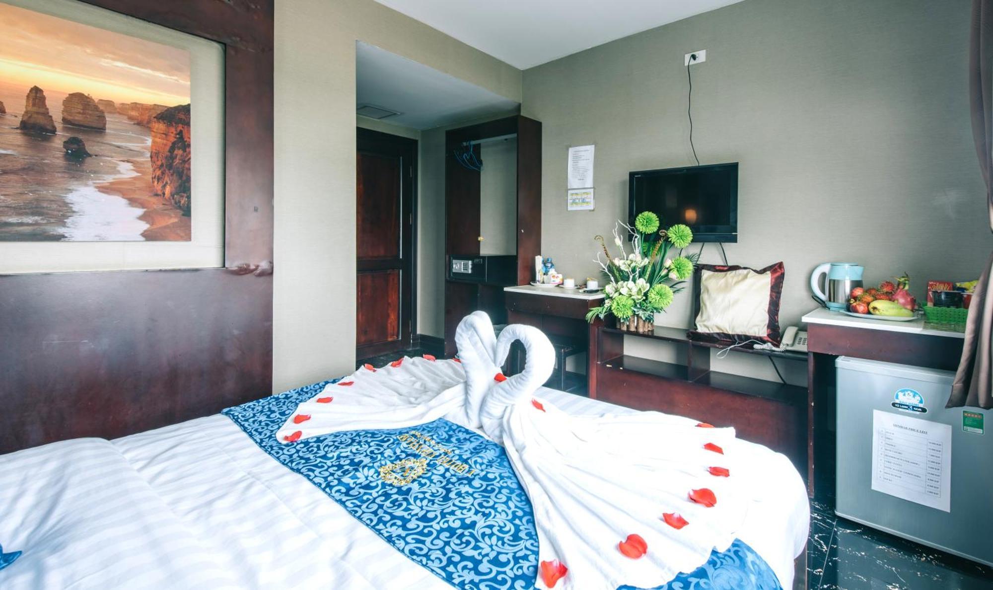V Hotel Vientiane Rum bild